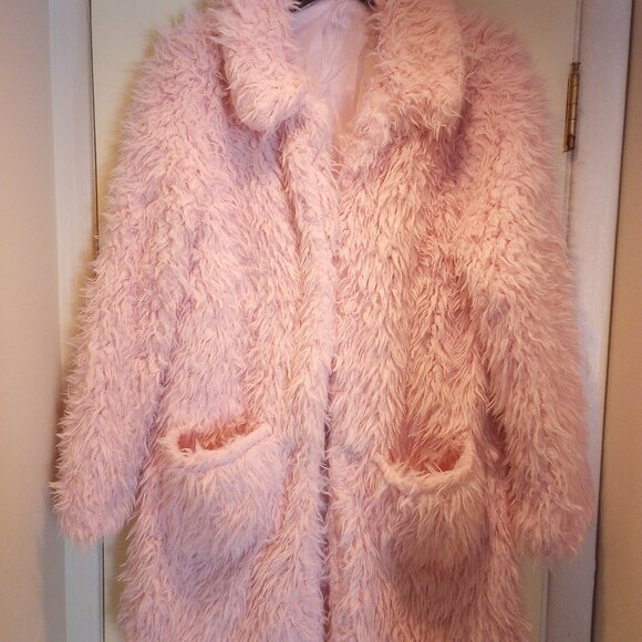 Faux fur mid length coat pale pink L w/pockets! New in bag! - Picture 1 of 7